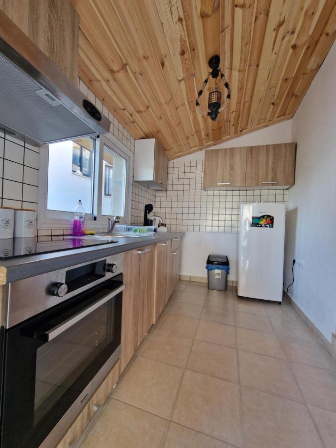 Ferienwohnung Aprosmeno Jacuzzi House 4 Agros Exterior foto